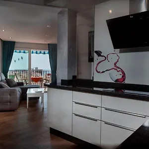 https://tuttifruttiaapt.hotelsinnerja.org
